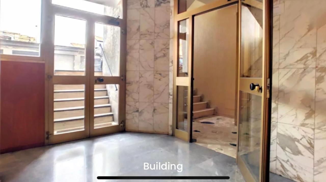 Metro Famagosta - Luminoso Appartamento Con Balcone Free Wifi & Parking Milano Exterior foto